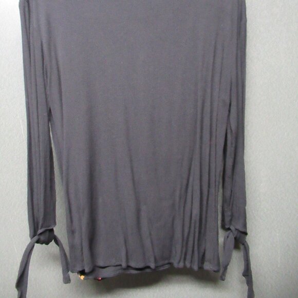 Embroidered Wrap Shirt - Picture 6 of 8